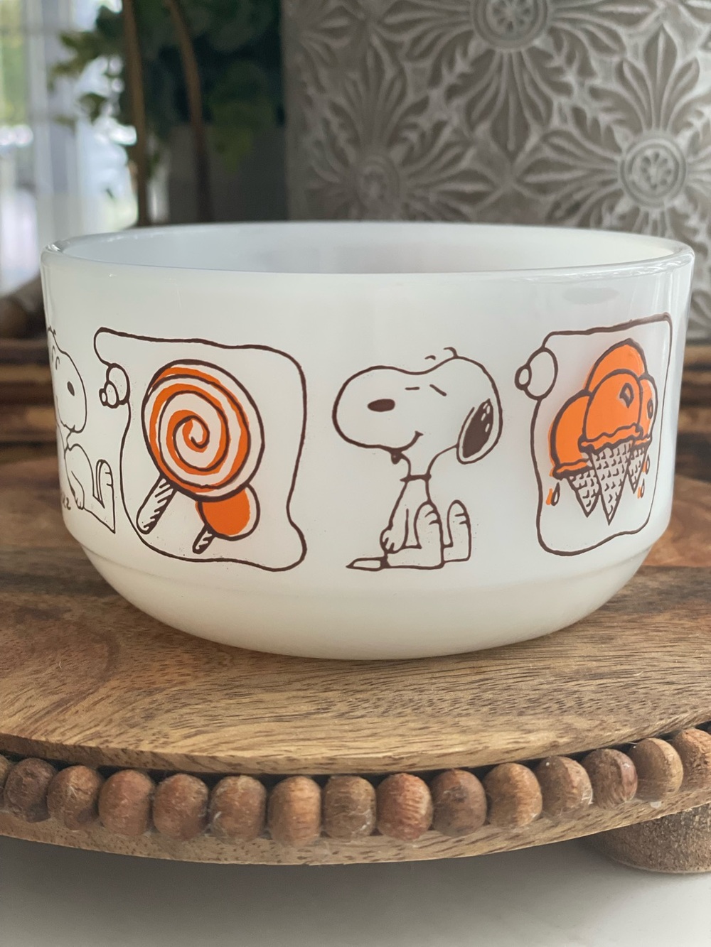 Vintage fire king milk glass Snoopy bowl.1958